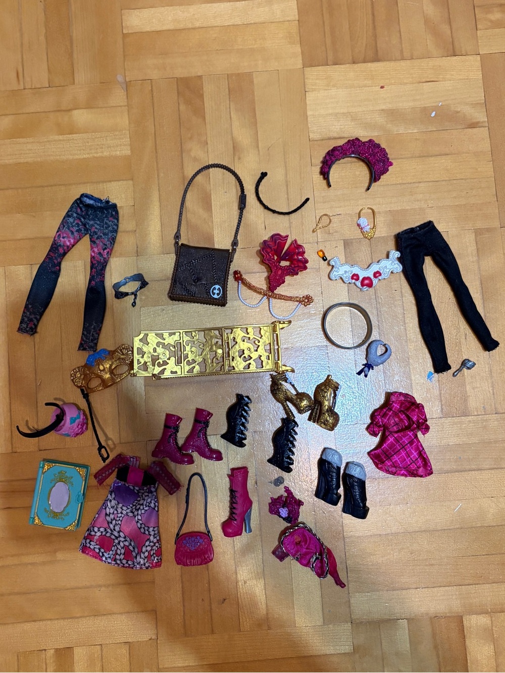ever after high accessories lot